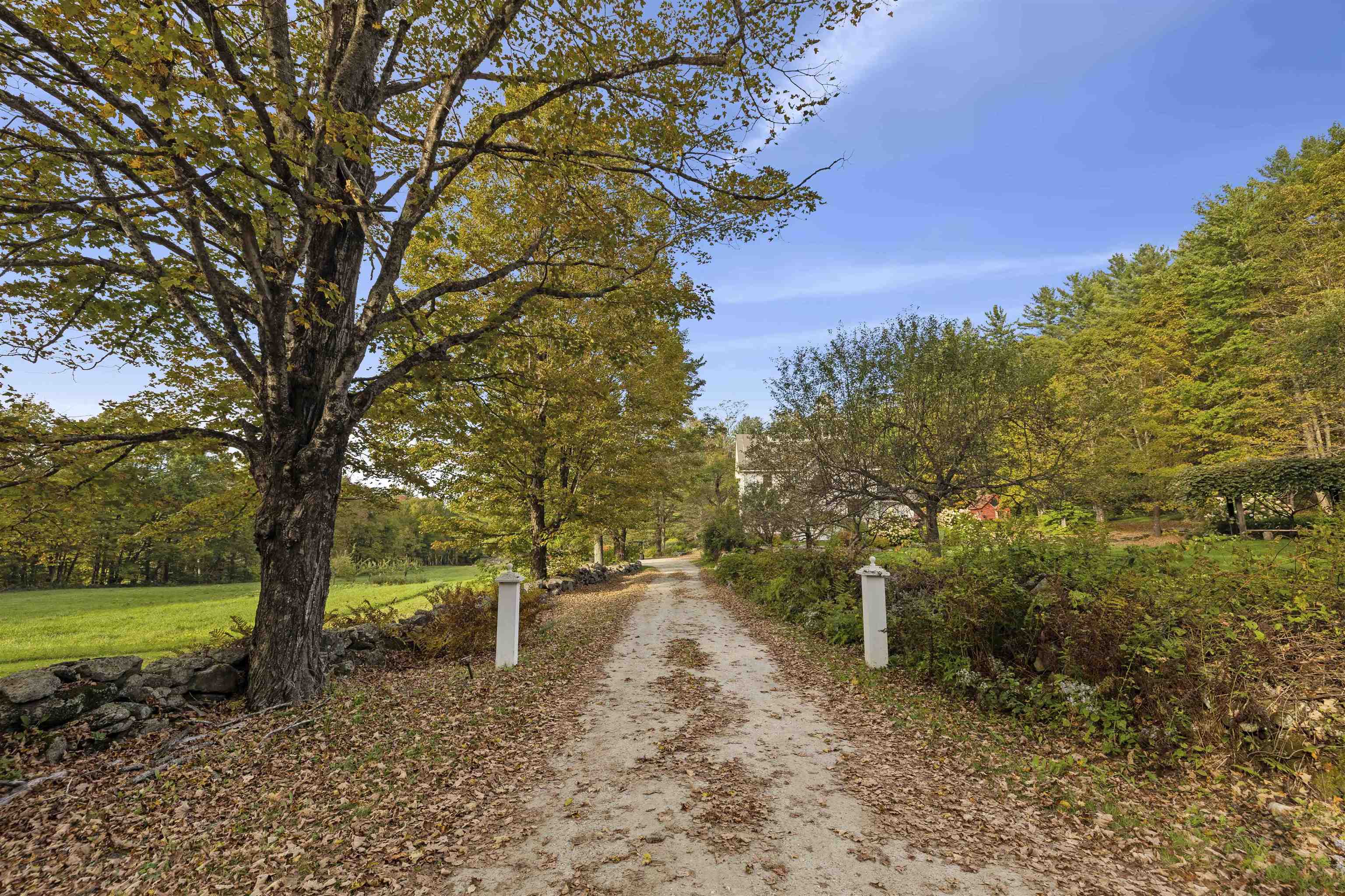 66 Hollow Road Woodstock, VT 05091 - Photo 4 of 40