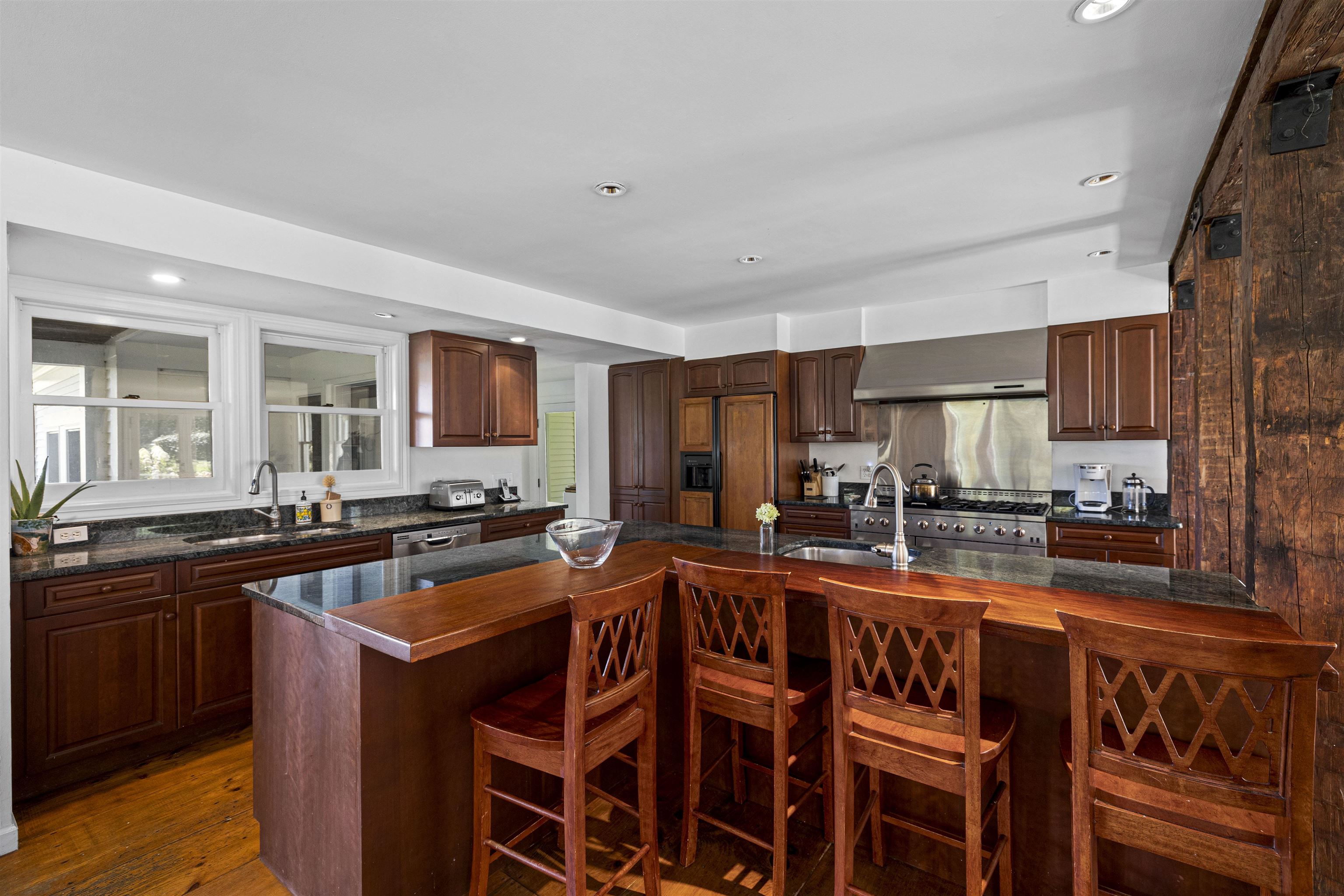 66 Hollow Road Woodstock, VT 05091 - Photo 10 of 40