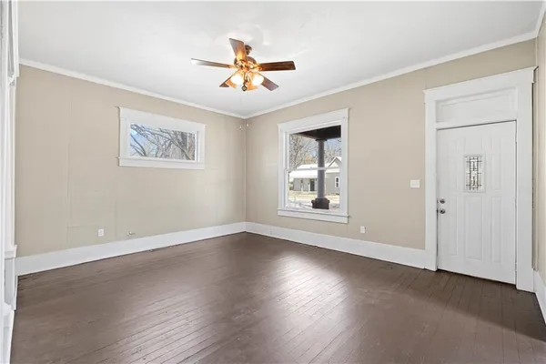 $107,000 | 635 North Cedar Street, Nevada, MO 64772