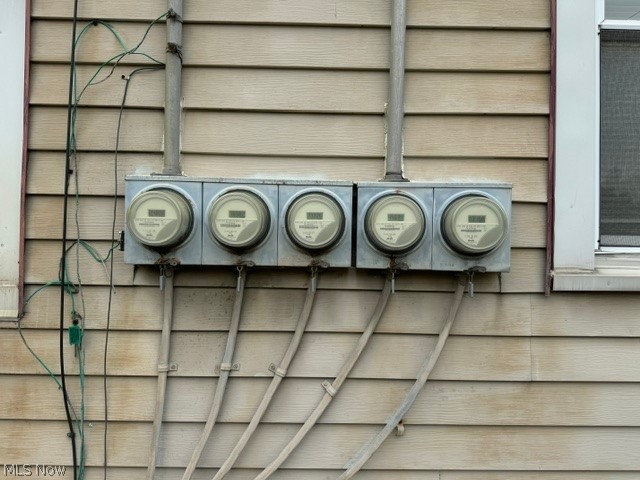 1187 Addison Road Cleveland, OH 44103 - Photo 23 of 25 View of exterior details