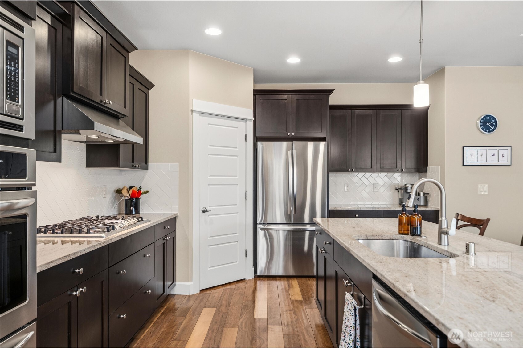 1023 Fourth Street Steilacoom, WA 98388 - Photo 17 of 40