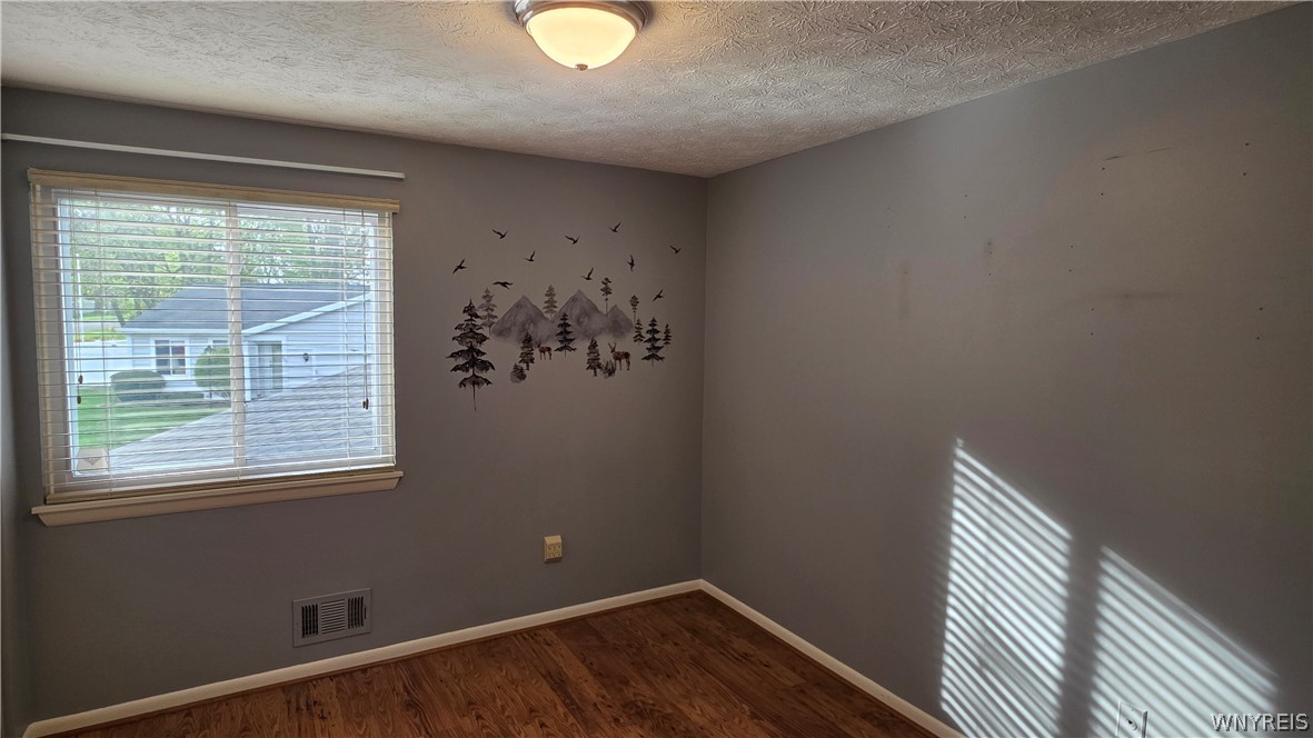 204 Greenway Boulevard Riga, NY 14428 - Photo 8 of 15