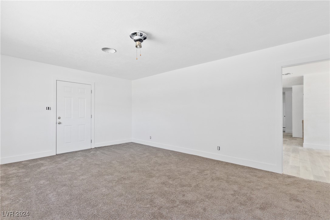 3716 Queen Street Las Vegas, NV 89115 - Photo 12 of 20 Gallery Image 12