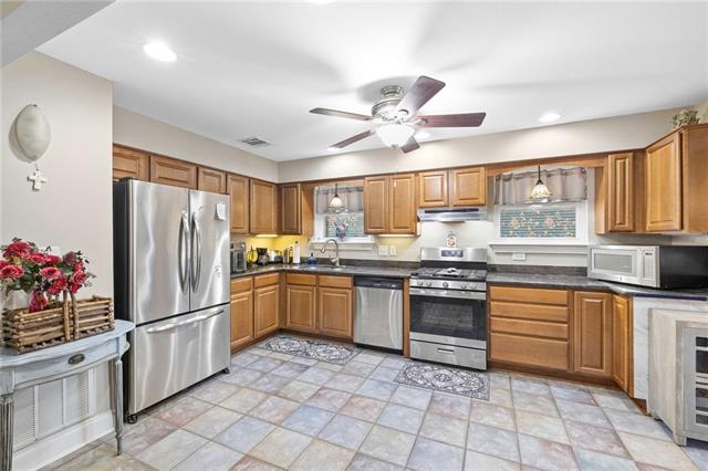 8412 Colonel Drive Chalmette, LA 70043 - Photo 4 of 15