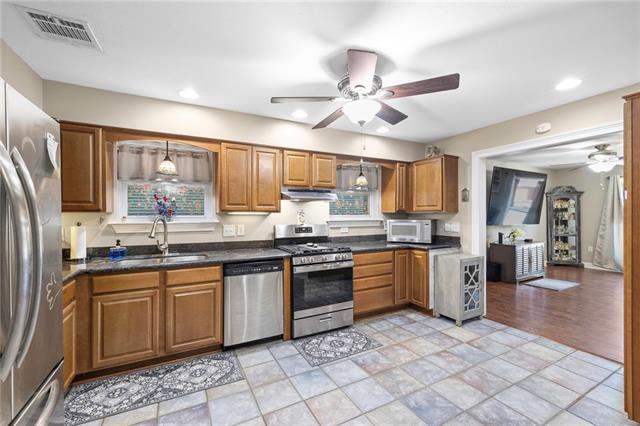 8412 Colonel Drive Chalmette, LA 70043 - Photo 6 of 27