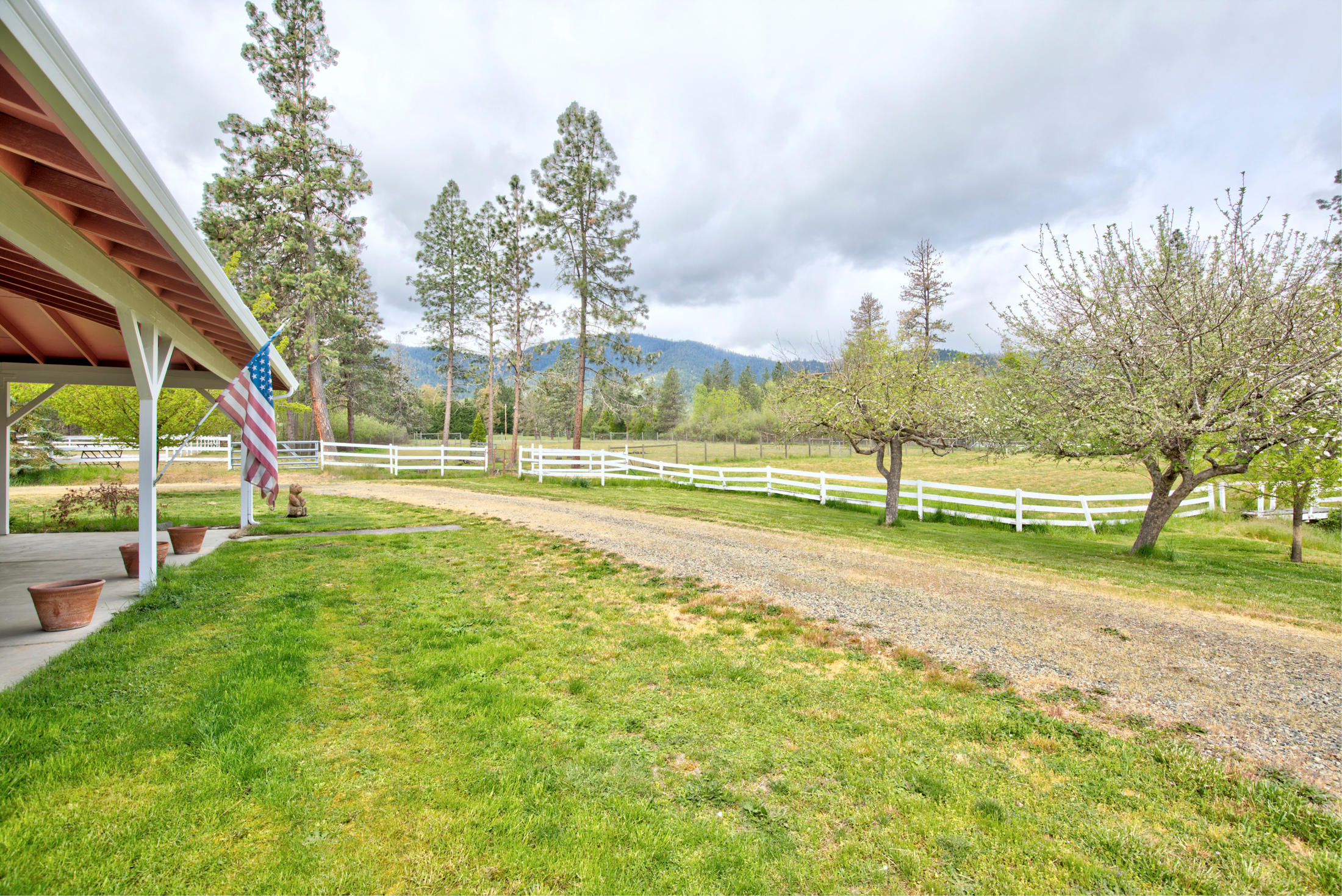 505 Horizon Hills Road Williams, OR 97544 - Photo 42 of 66 horizon041