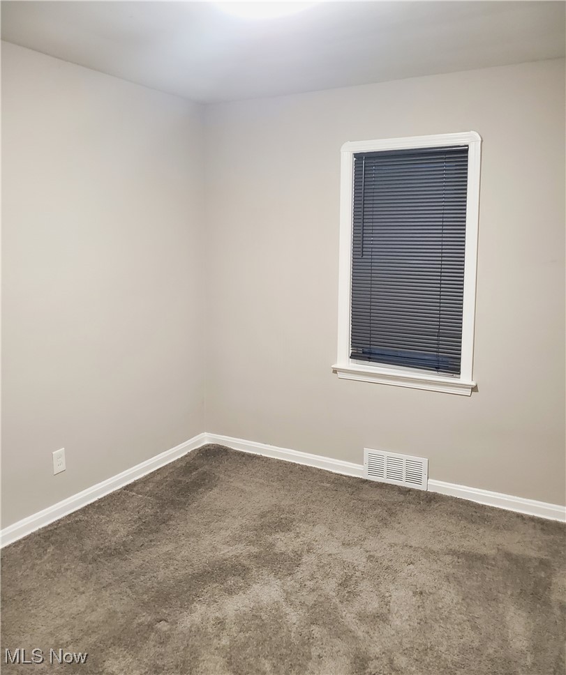 6142 Kelsey Road Parma, OH 44129 - Photo 11 of 23 Bedroom