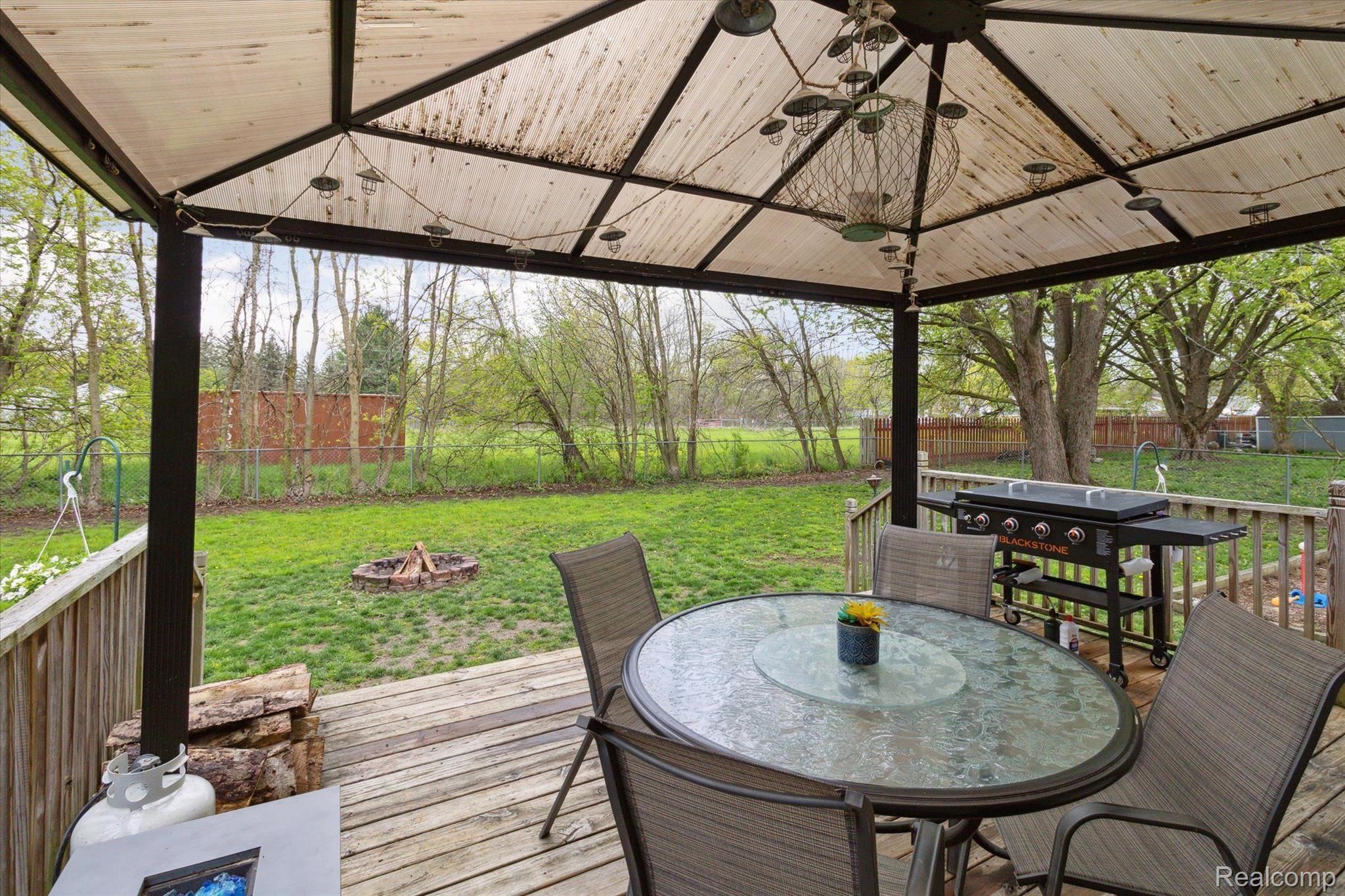 1308 Rae Street Mount Morris, MI 48458 - Photo 24 of 33 Back deck perfect for summer