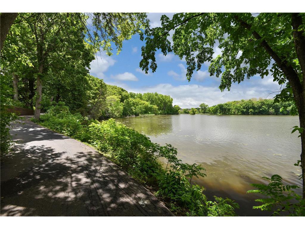 8487 Rice Lake Road Maple Grove, MN 55369 - Photo 30 of 32