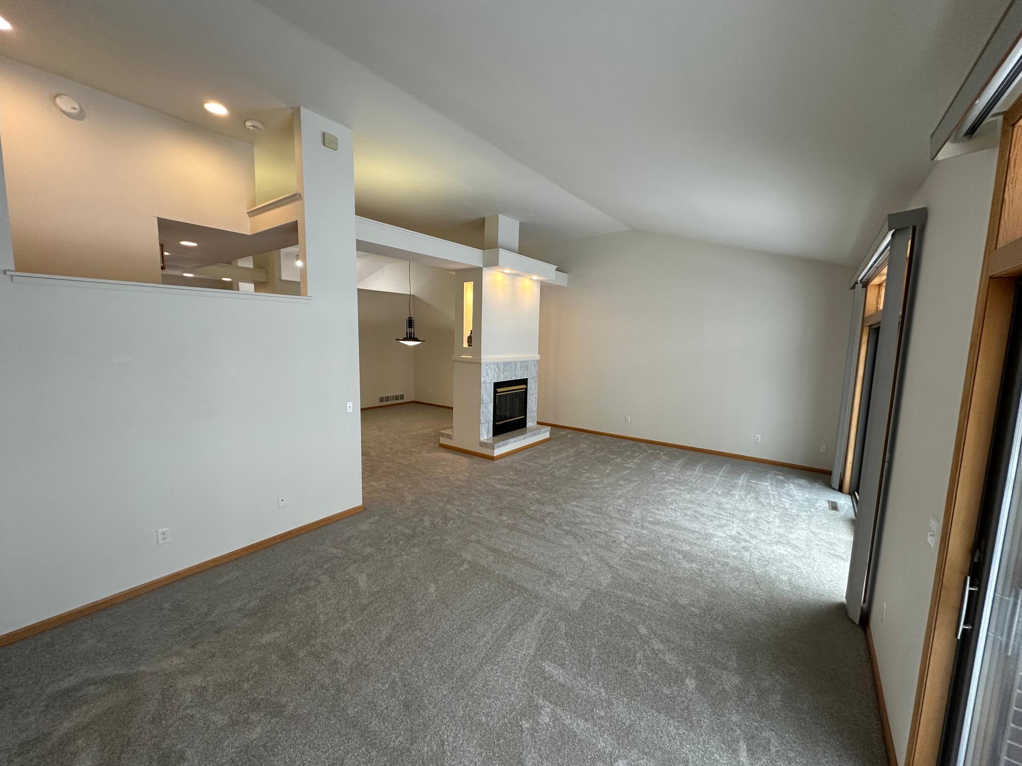 8487 Rice Lake Road Maple Grove, MN 55369 - Photo 7 of 32