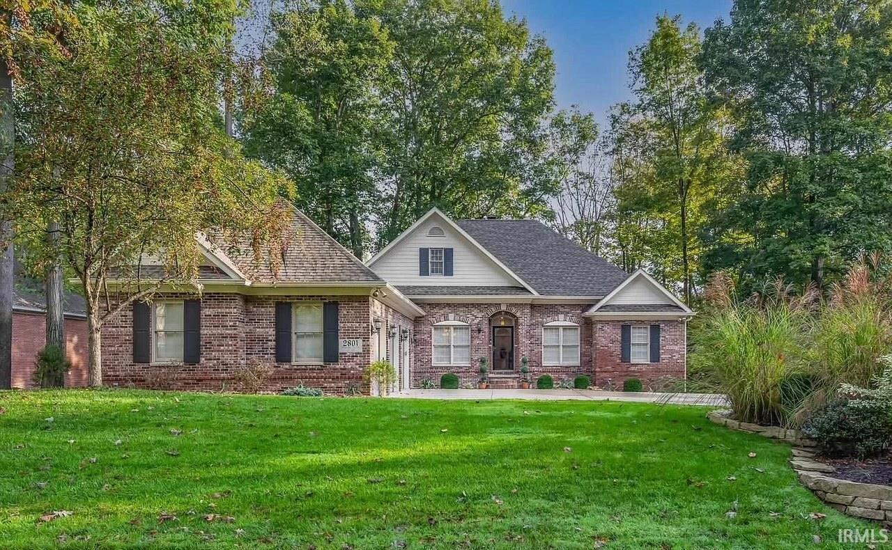 2801 Pointe Cove Road Bloomington, IN 47401 - Photo 1 of 27 Gallery Image 1