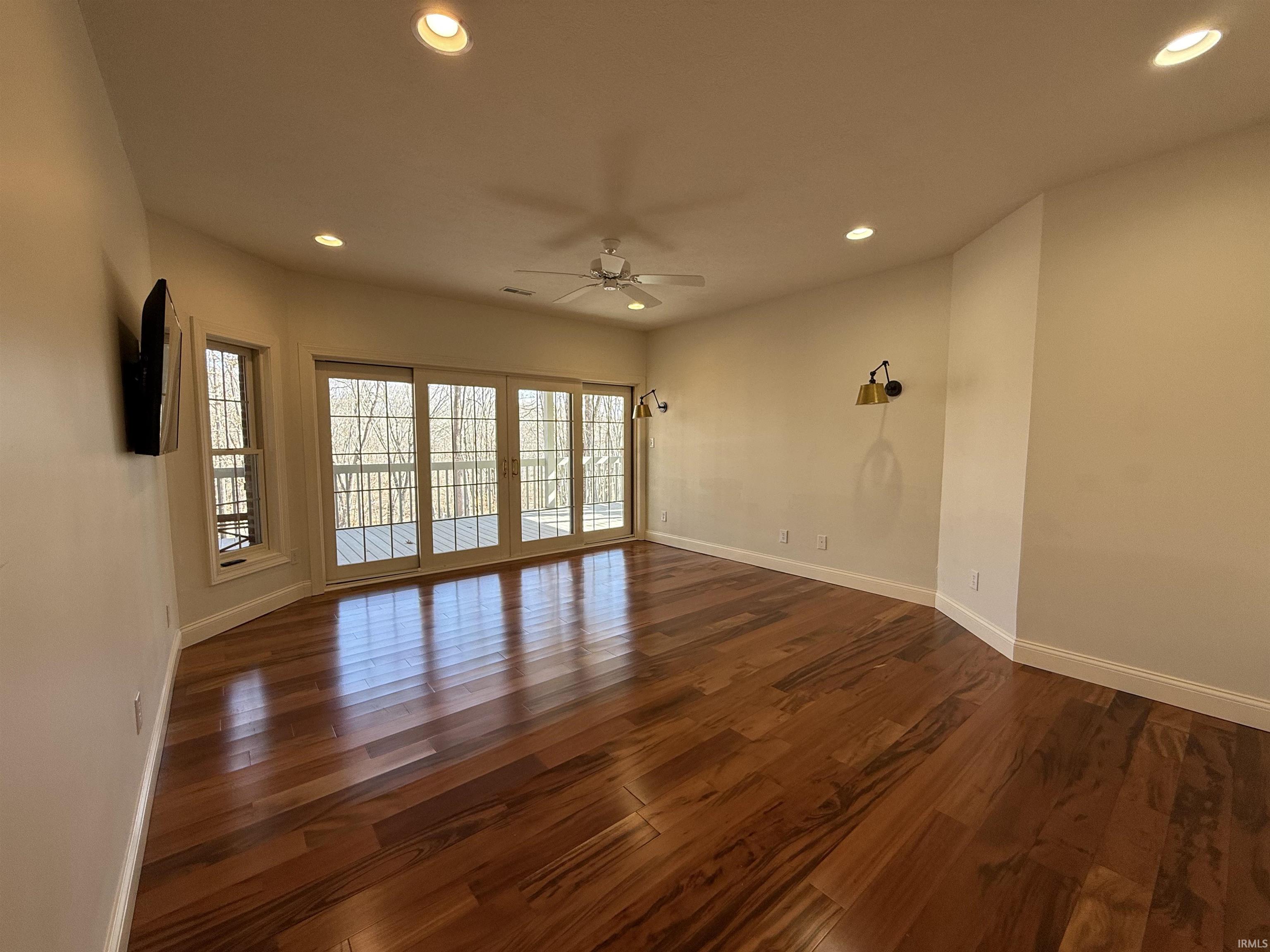 2801 Pointe Cove Road Bloomington, IN 47401 - Photo 22 of 27 Gallery Image 22