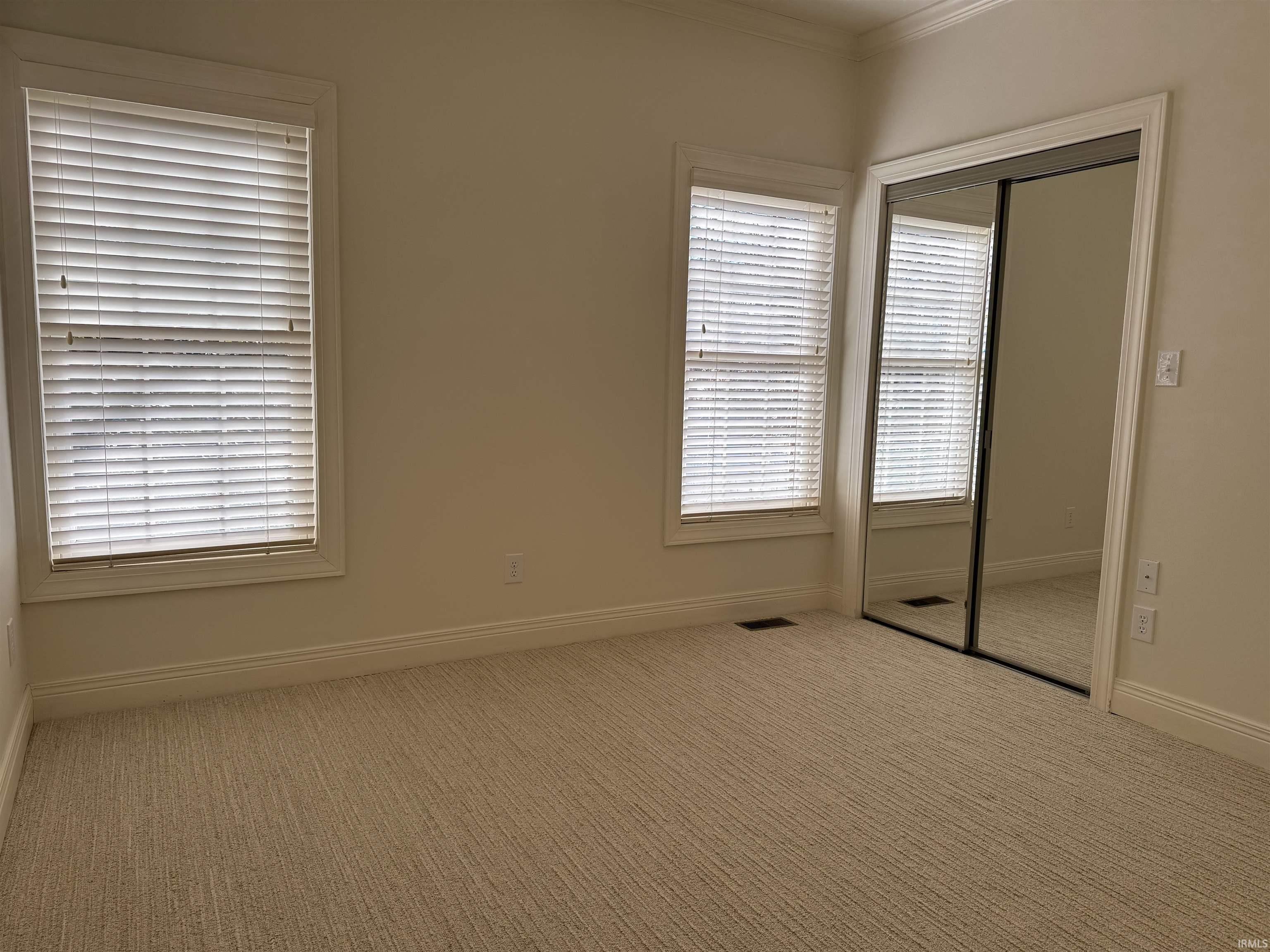 2801 Pointe Cove Road Bloomington, IN 47401 - Photo 8 of 27 Gallery Image 8