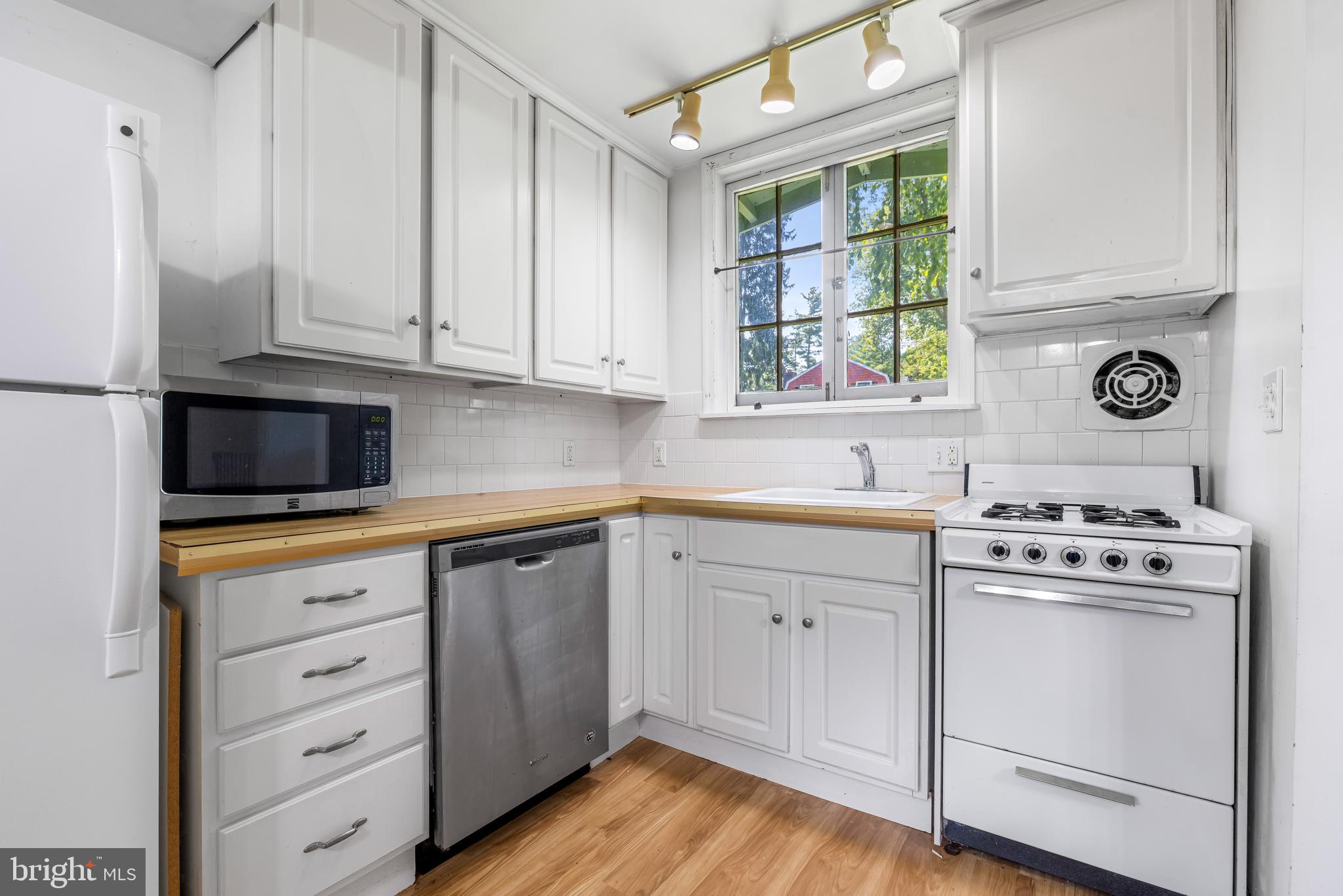 1903 Old Court Road Baltimore, MD 21204 - Photo 21 of 88 Kitchen Unit 1
