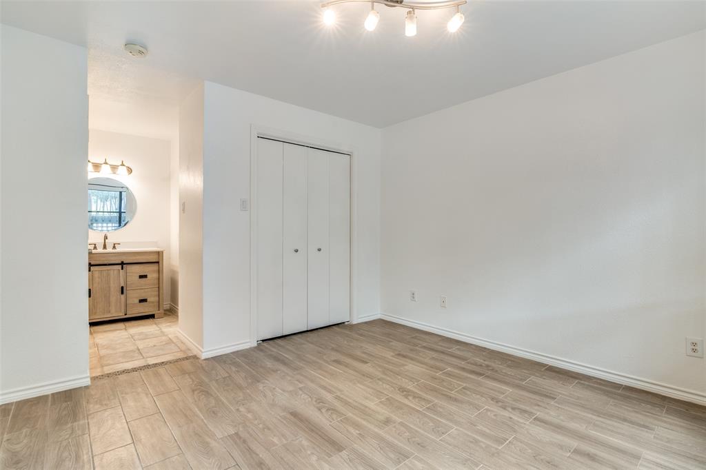 1107 Signal Ridge Place Rockwall, TX 75032 - Photo 16 of 22 Gallery Image 16