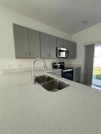 $1,800 | 2953 Skyline Loop, Kissimmee, FL 34758
