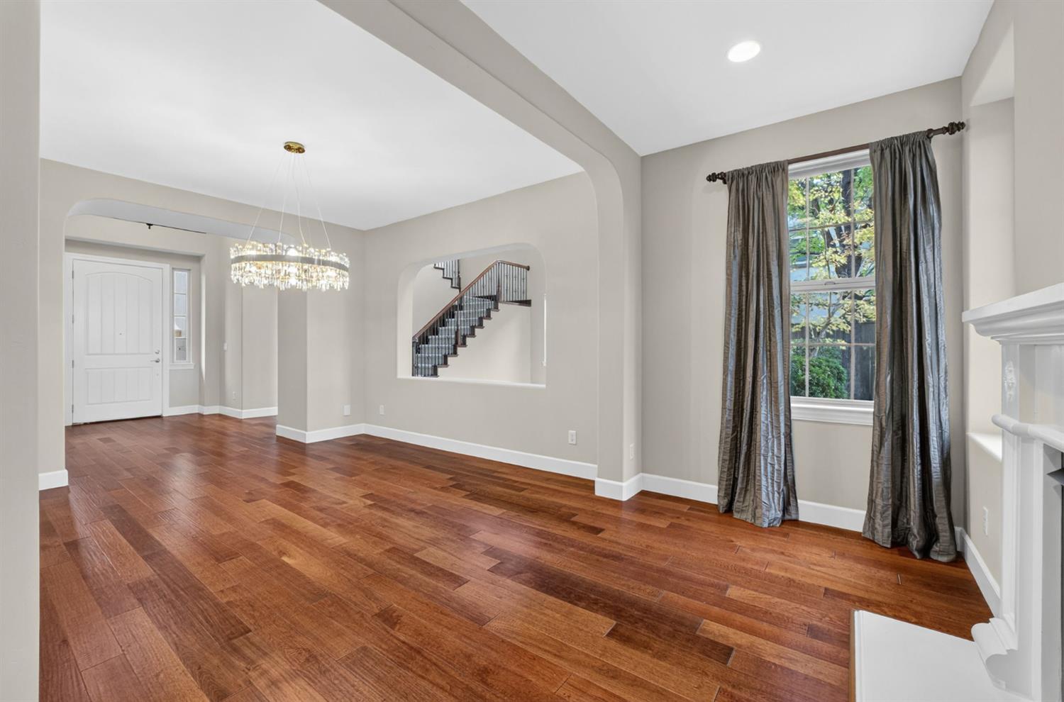 2050 Impressionist Way El Dorado Hills, CA 95762 - Photo 15 of 83