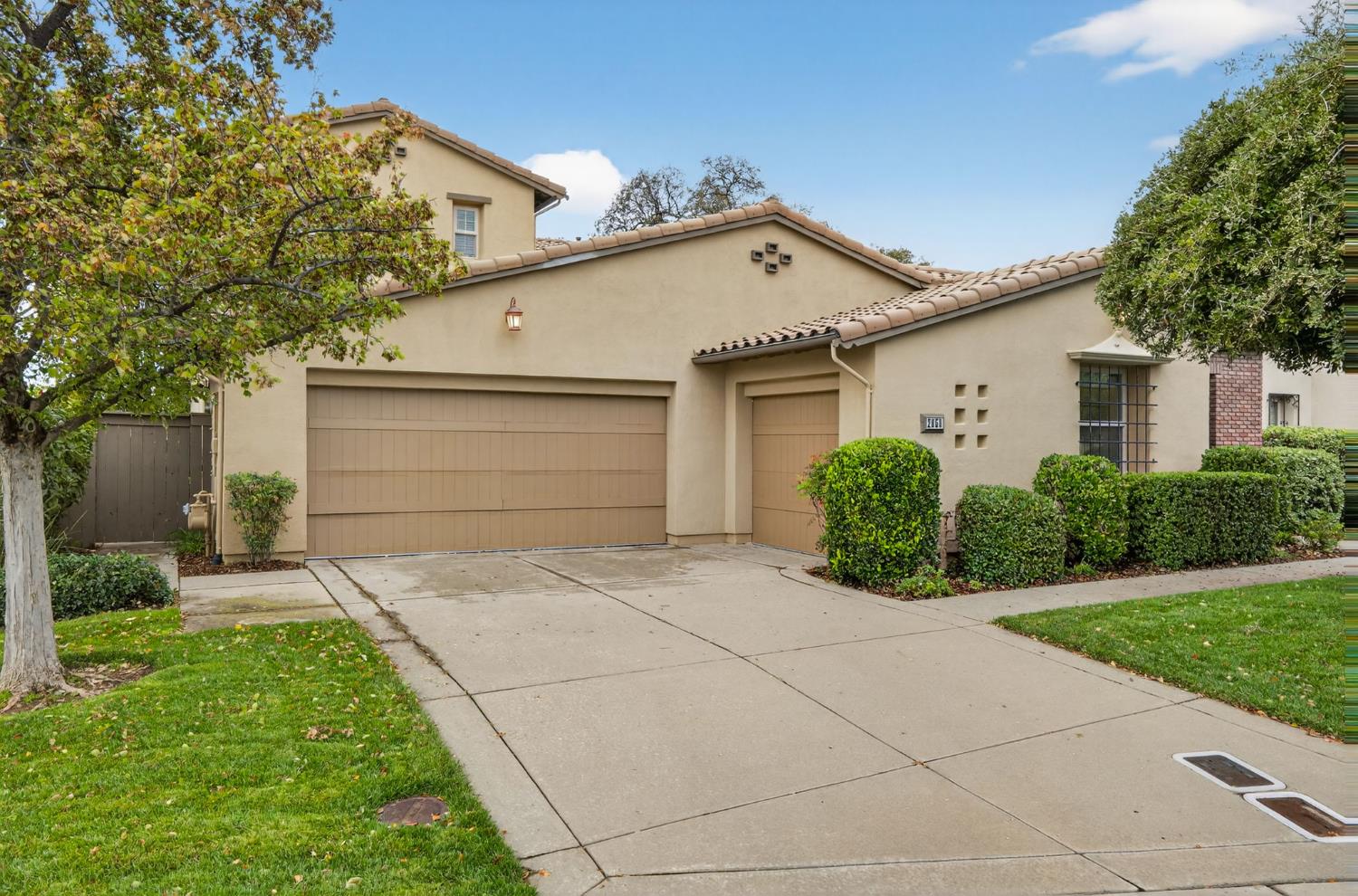 2050 Impressionist Way El Dorado Hills, CA 95762 - Photo 7 of 83