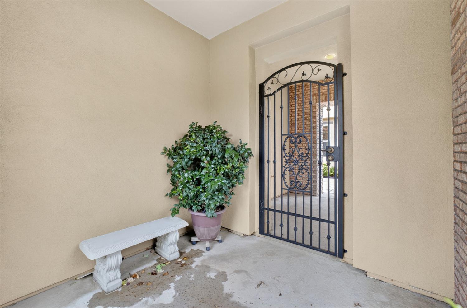 2050 Impressionist Way El Dorado Hills, CA 95762 - Photo 8 of 83 a view of a potted plants in back of a room