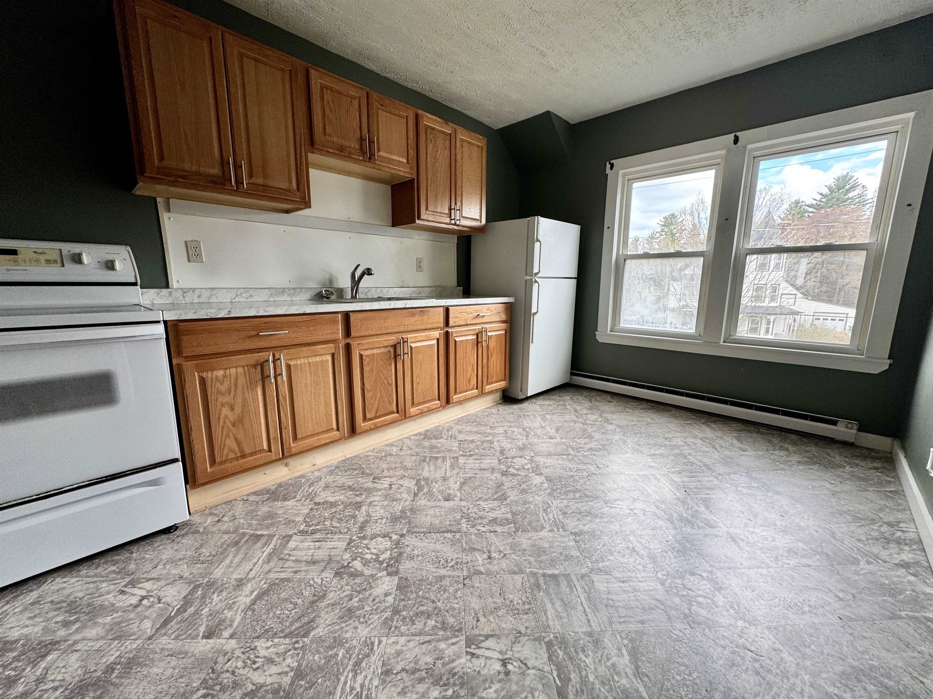 31-33 Colby Street Colebrook, NH 03576 - Photo 4 of 23
