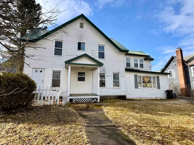 $275,000 | 31-33 Colby Street, Colebrook, NH 03576