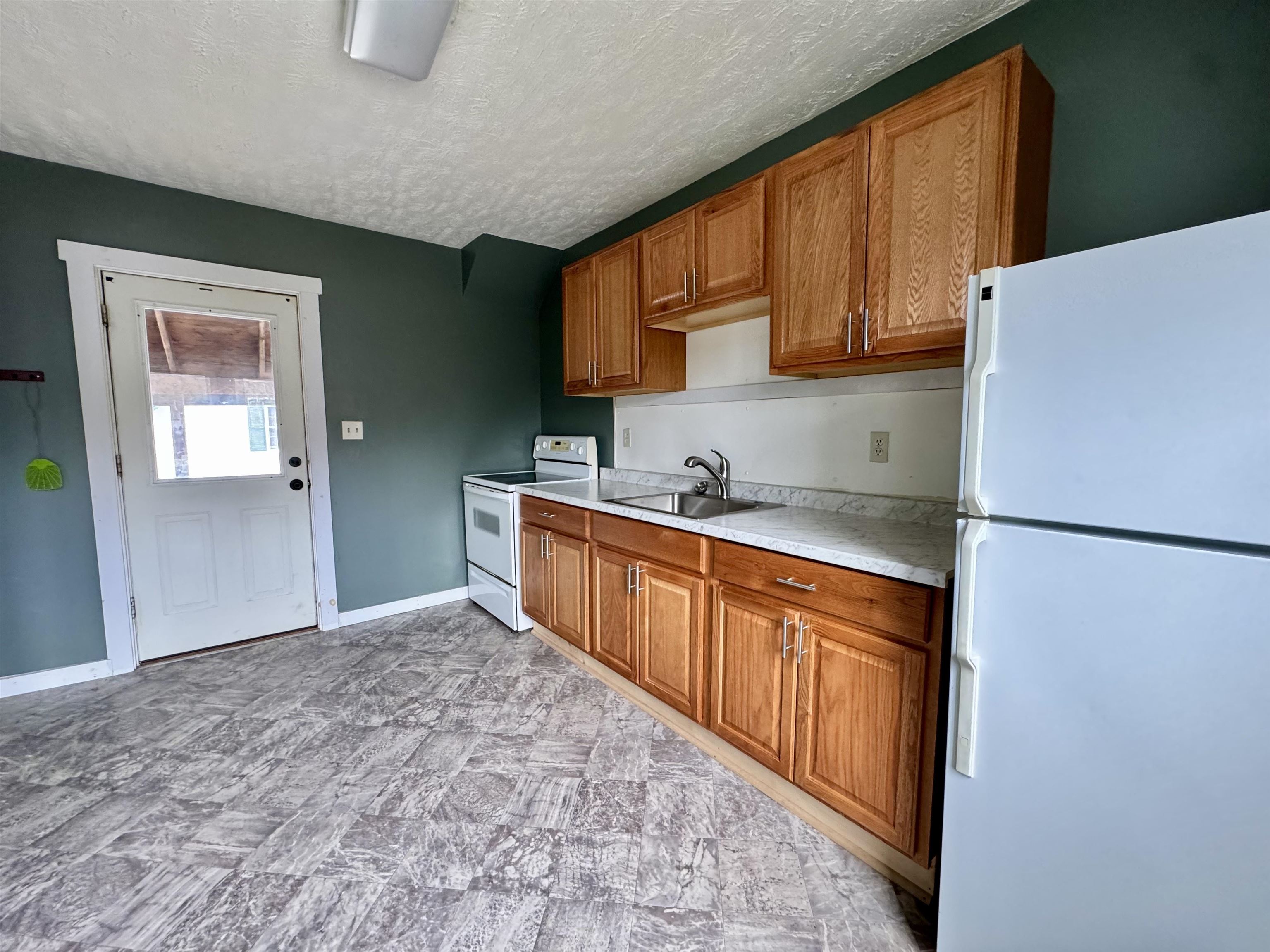 31-33 Colby Street Colebrook, NH 03576 - Photo 7 of 23