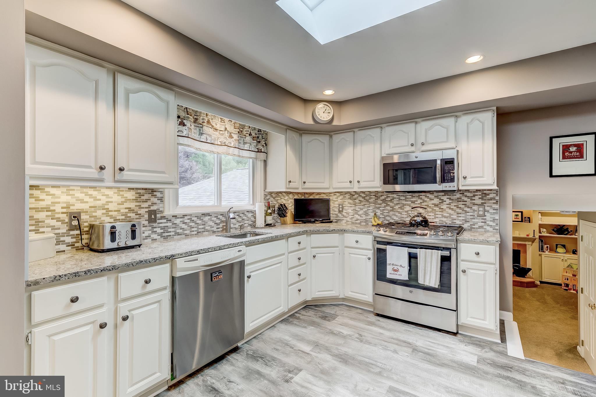 9108 Covered Bridge Road Baltimore, MD 21234 - Photo 10 of 56 Gallery Image 10