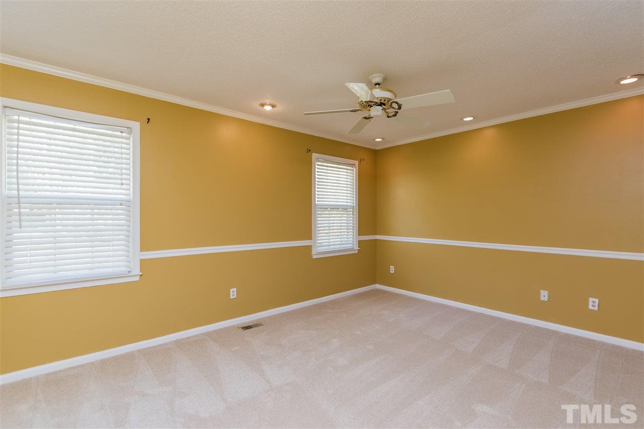 1604 Netherfield Lane Raleigh, NC 27610 - Photo 15 of 20 Gallery Image 15