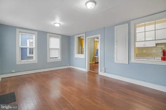 $2,850 | 1109 Caroline Street, Fredericksburg, VA 22401