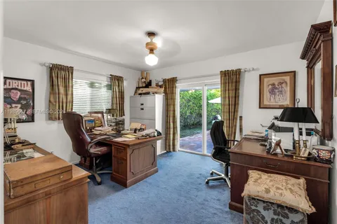 $11,600,000 | 221 Knollwood Drive, Key Biscayne, FL 33149