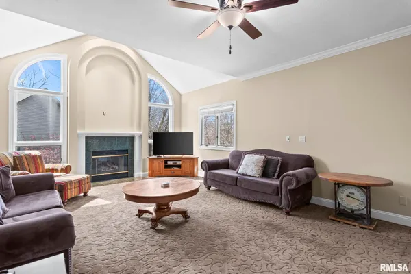 $575,000 | 1601 Ascot Chase, Sherman, IL 62684