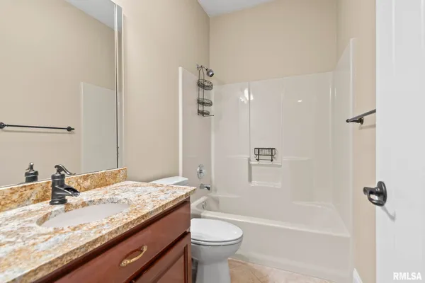 $575,000 | 1601 Ascot Chase, Sherman, IL 62684