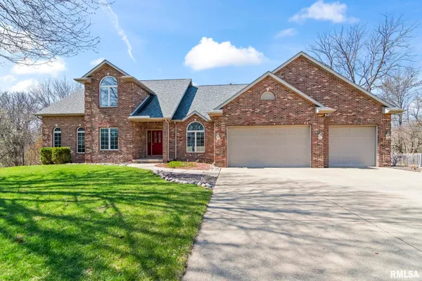 $575,000 | 1601 Ascot Chase, Sherman, IL 62684