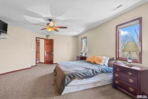 $575,000 | 1601 Ascot Chase, Sherman, IL 62684