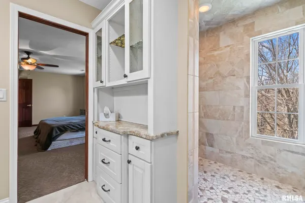 $575,000 | 1601 Ascot Chase, Sherman, IL 62684