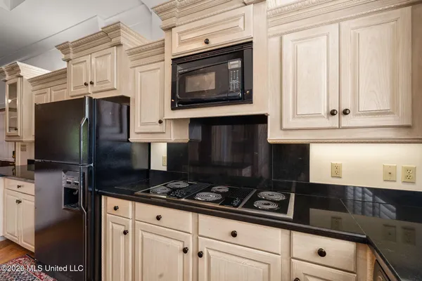 $640,000 | 21 Shady Creek Trail Northeast, Brookhaven, MS 39601