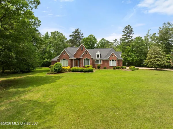$640,000 | 21 Shady Creek Trail Northeast, Brookhaven, MS 39601