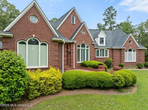 $640,000 | 21 Shady Creek Trail Northeast, Brookhaven, MS 39601