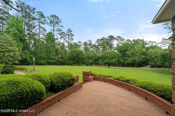 $640,000 | 21 Shady Creek Trail Northeast, Brookhaven, MS 39601