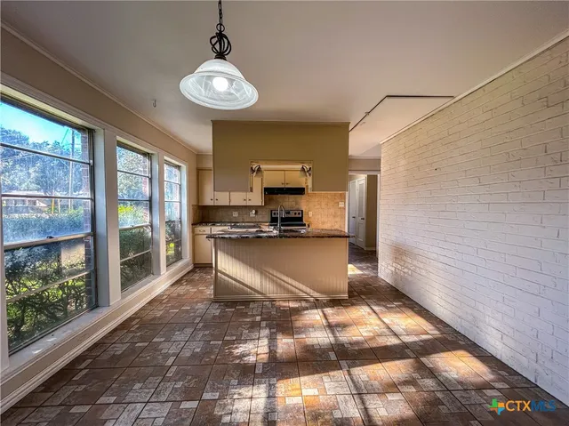 $289,900 | 902 Joplin Street, Victoria, TX 77904