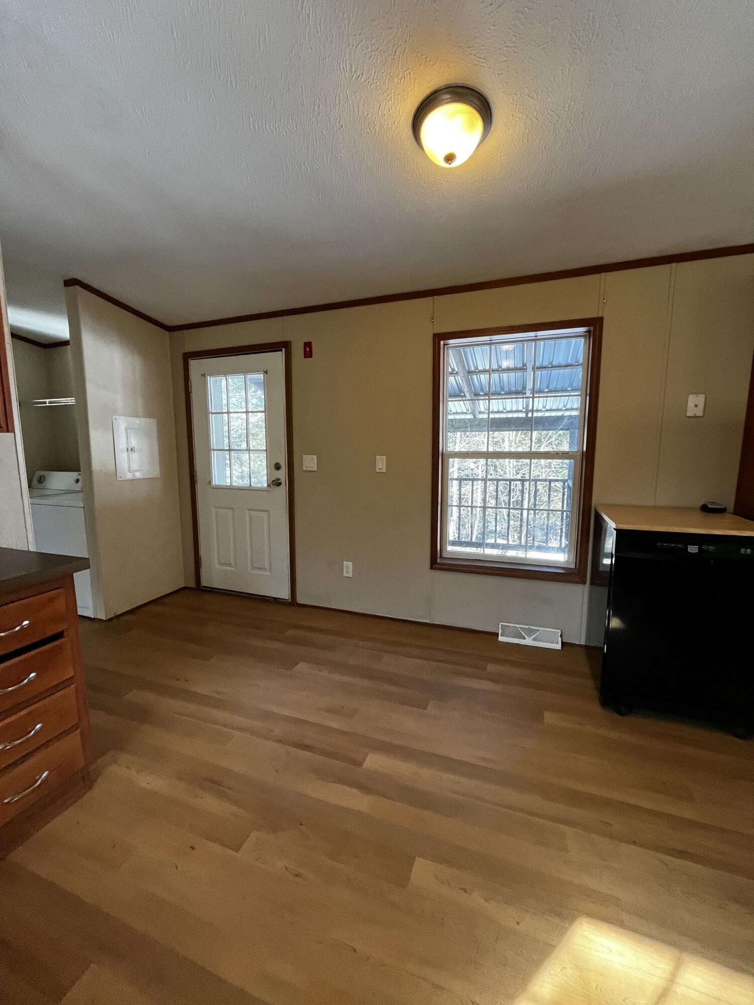 1081 Federal Road Livermore, ME 04253 - Photo 8 of 34 IMG_9455