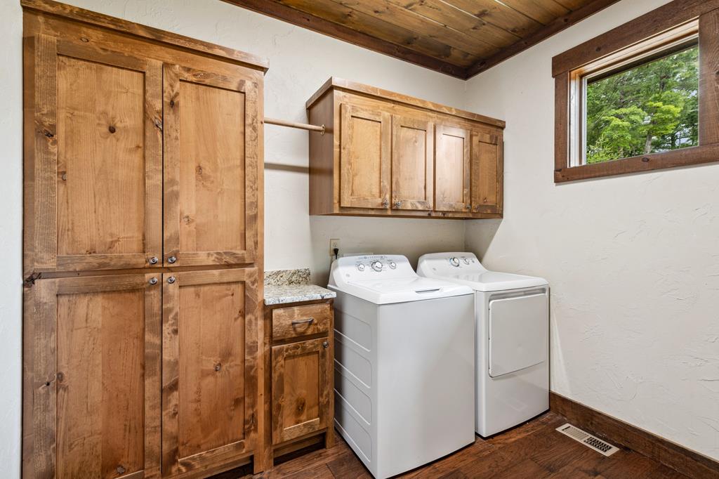 370 High Ridge Road Epworth, GA 30541 - Photo 31 of 61 a utility room with closet dryer and washer