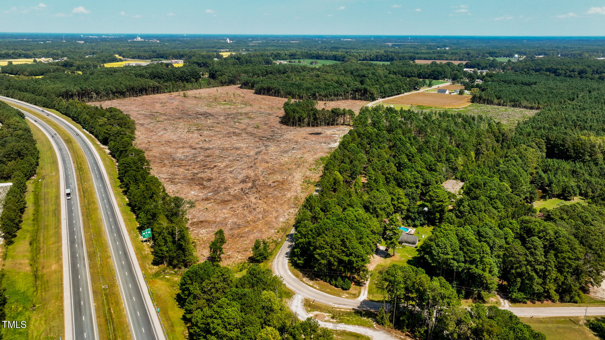 4344 Yank Road Wilson, NC 27893 - Photo 5 of 26 DJI_20250906235414_0081_D