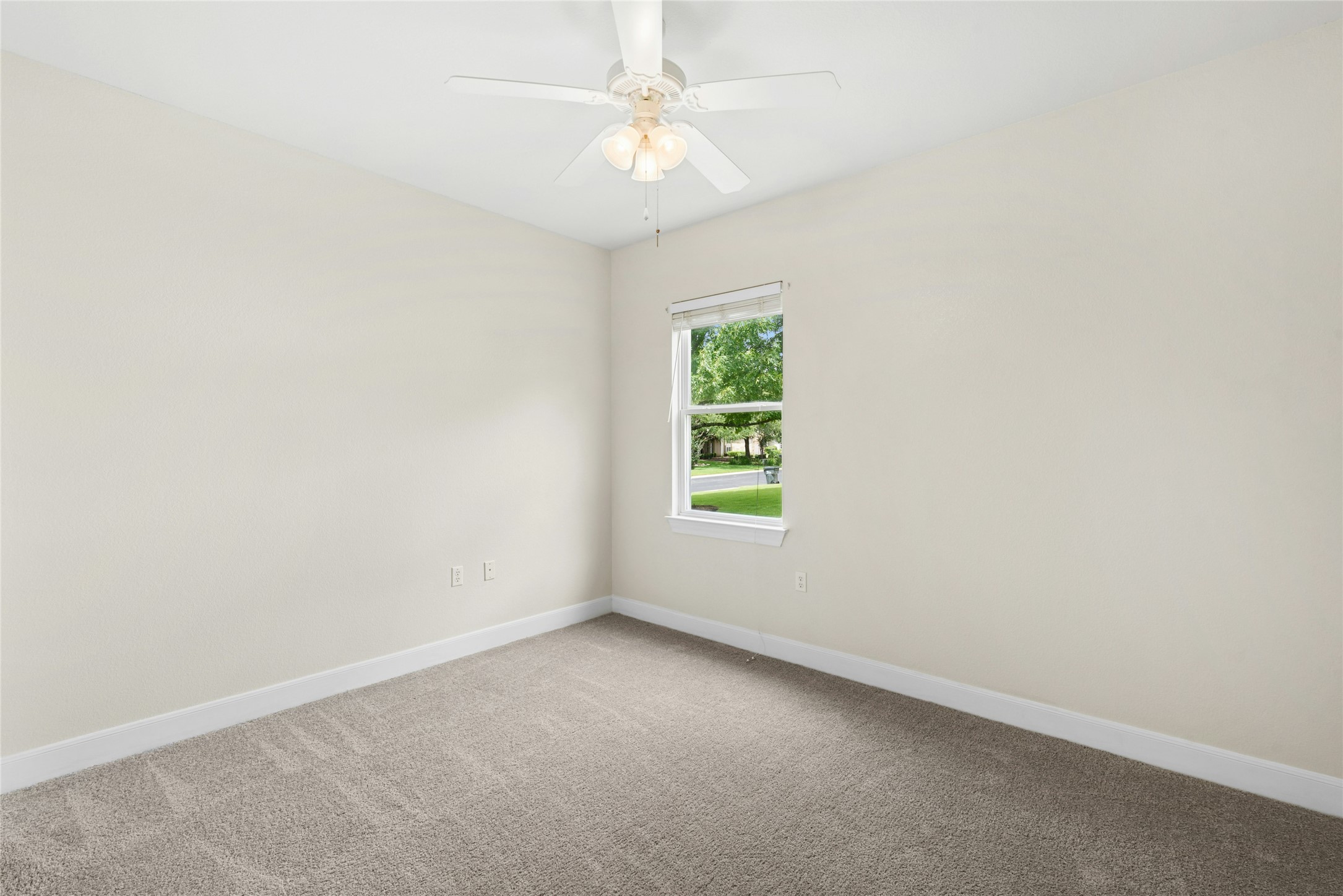 311 Rio Grande Loop Georgetown, TX 78633 - Photo 28 of 32 Gallery Image 28