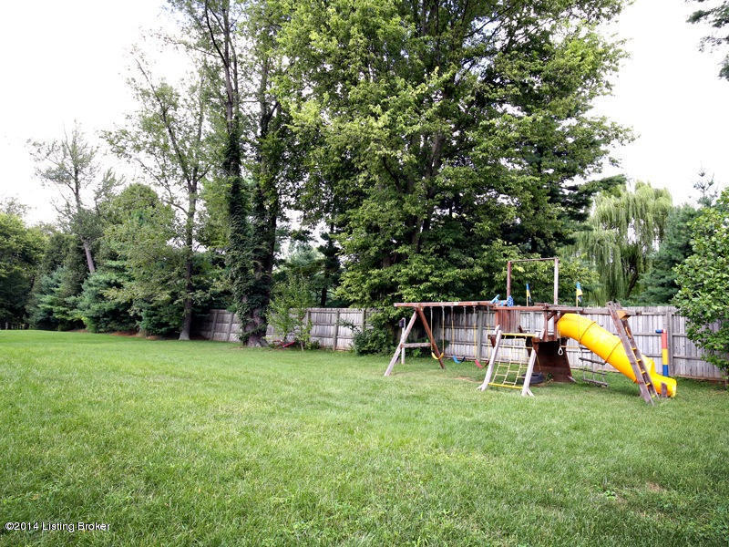 7705 Wolfpen Ridge Drive Prospect, KY 40059 - Photo 33 of 38 Wonderful yard for space