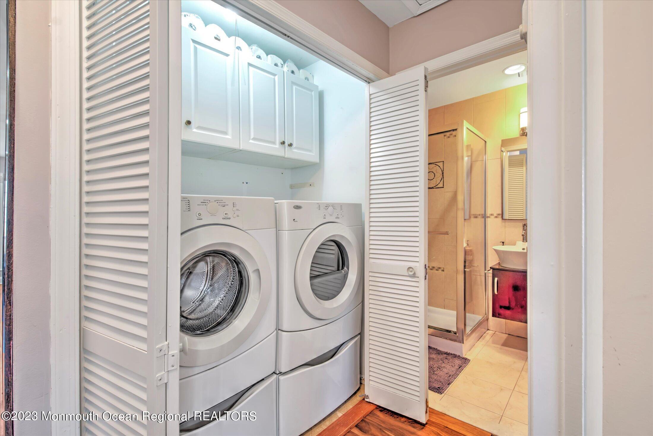 337 Devon Place Morganville, NJ 07751 - Photo 26 of 36 27-LAUNDRY