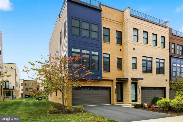 $3,800 | 23551 Buckland Farm Terrace, Ashburn, VA 20148