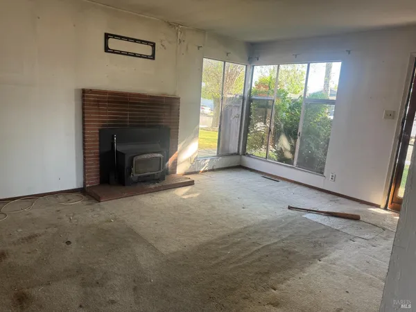 $499,500 | 505 Reynolds Drive, Petaluma, CA 94954