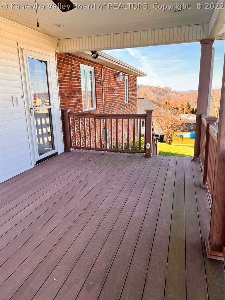 1660 Holderby Road Huntington, WV 25701 - Photo 5 of 19 Gallery Image 5