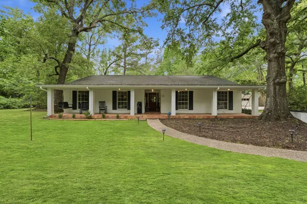 $585,000 | 619 Tall Pines Drive, Magnolia, TX 77354